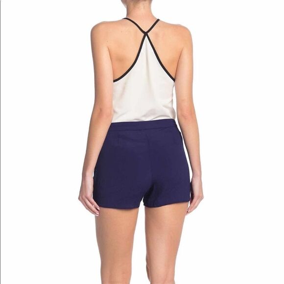 Kut from the Kloth Ruffle Shorts - Picture 2 of 5